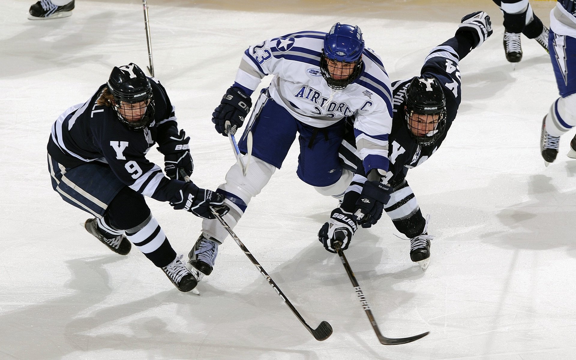 球场奇技：炫技盘点——最炫酷的篮球特技，篮球炫技表演视频